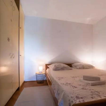 Close To Everything Need * Split